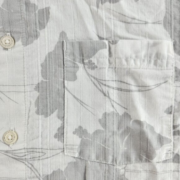 Quiksilver Quicksilver Button Up Shirt Men Small Mid Fit Gray White Floral Surf - Picture 8 of 16